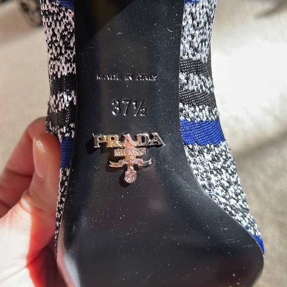 NWOT Prada Court Heel Pumps - Picture 5 of 5